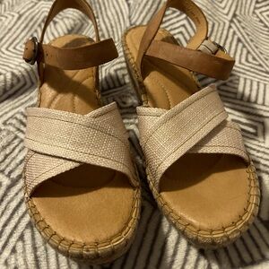 Born brown wedge sandals 8 size